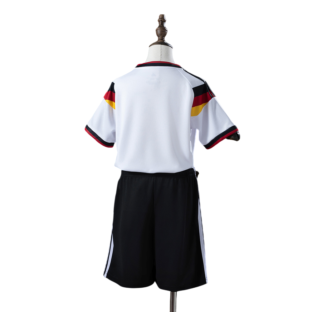 Conjunto Niño/a Alemania 2026 - Local
