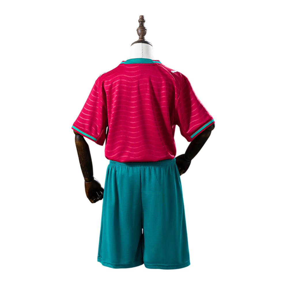 Conjunto Niño/a Portugal 2026 - Local