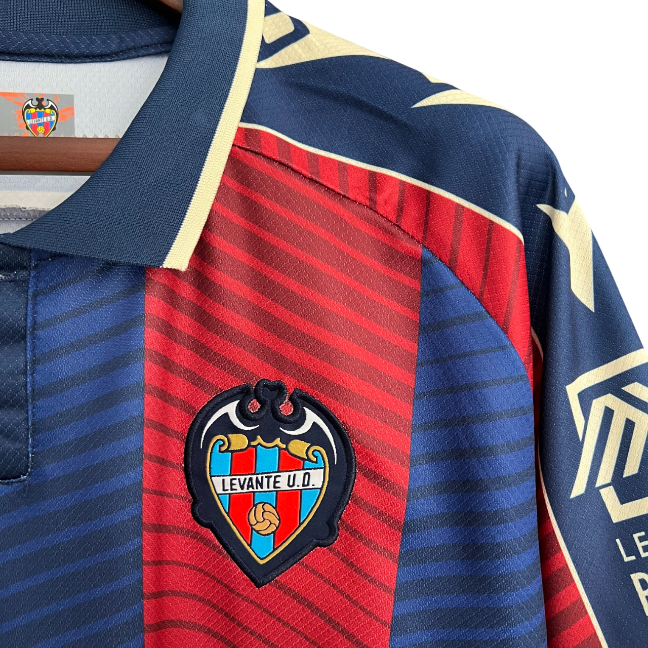 Camiseta Levante UD 2025/2026 - Local